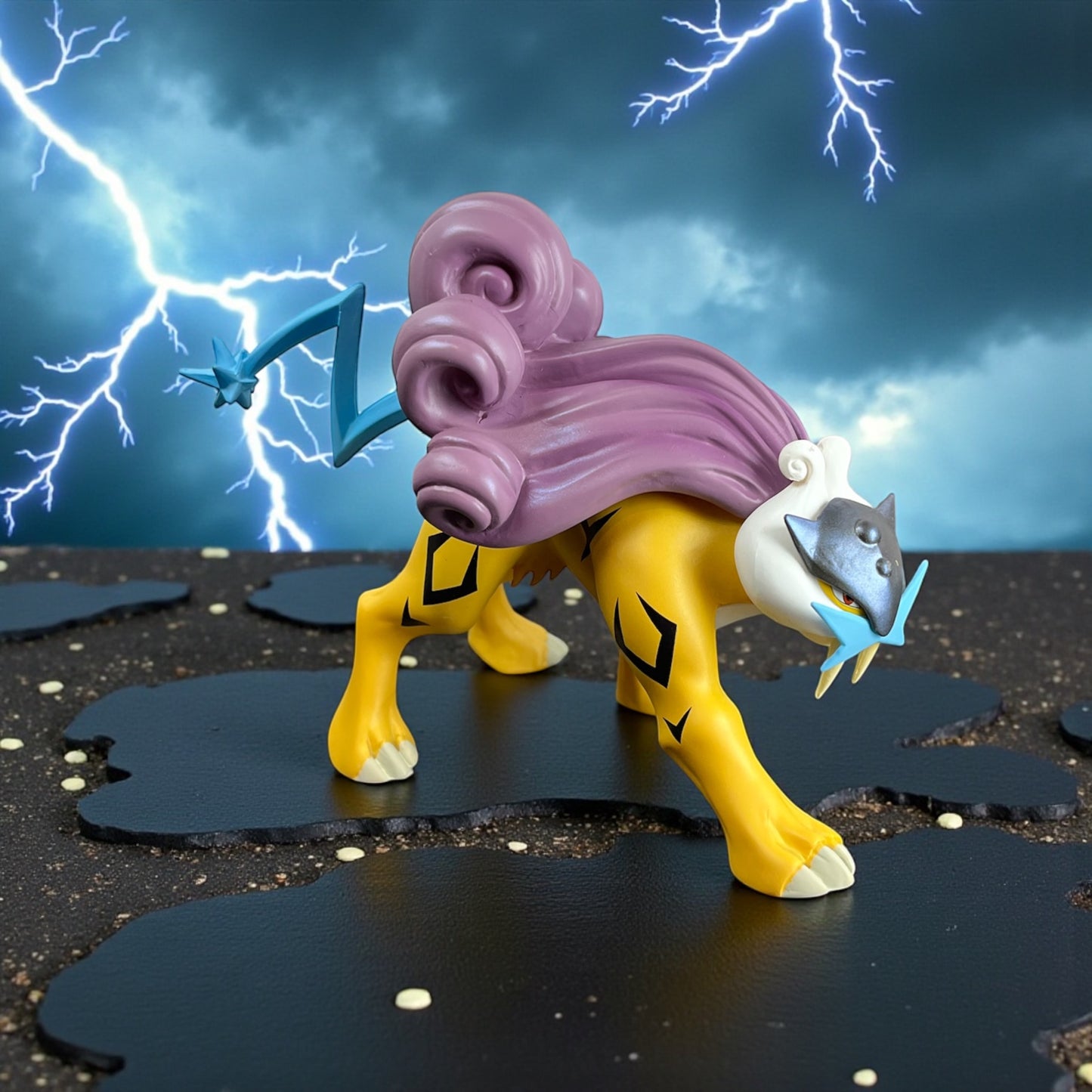 Legendary Dogs Ultimate Display Johto Figure - Suicune, Raikou, or Entei